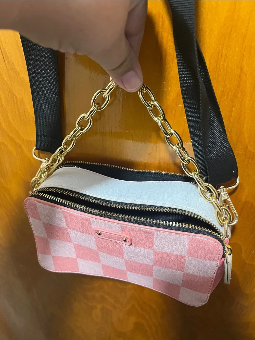 Claires stylish pink